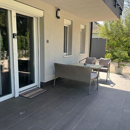 Sophia Apartman Goedoello Exterior foto